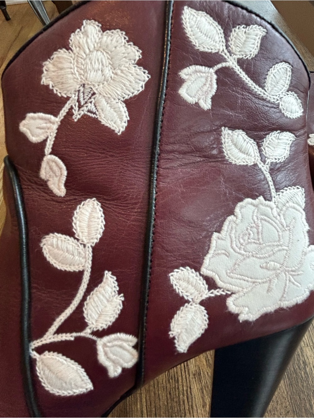 Kate Spade New York Dalton Booties Western Burgundy Leather White Flowers - 8M - Picture 6 of 9
